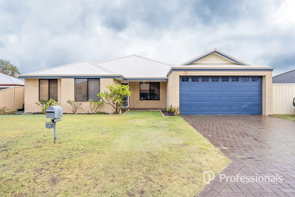 Dalyellup 4Moenga Spacious Family Home with Investment Potential in Dalyellup