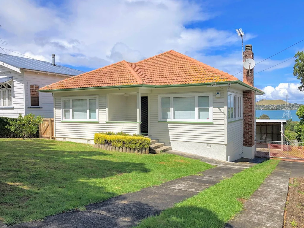 3 BEDROOM MUST GO!