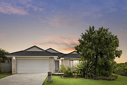 201 Henty Drive, Redbank Plains