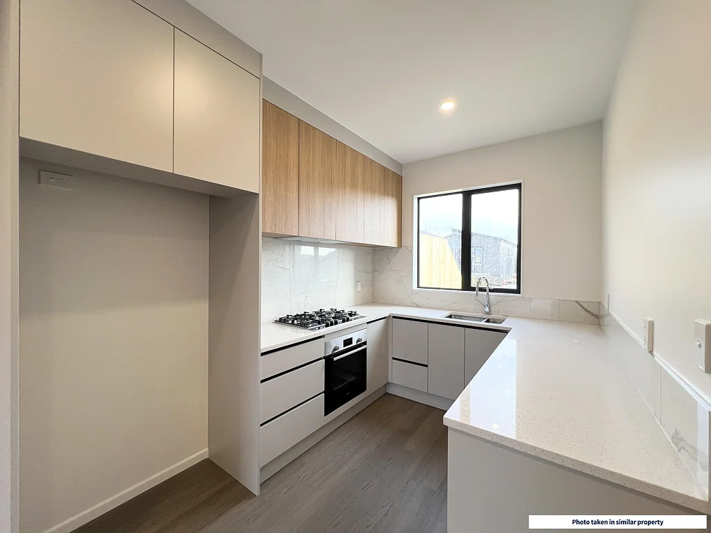 42 Horokaka Street, Massey, Waitakere City, Auckland