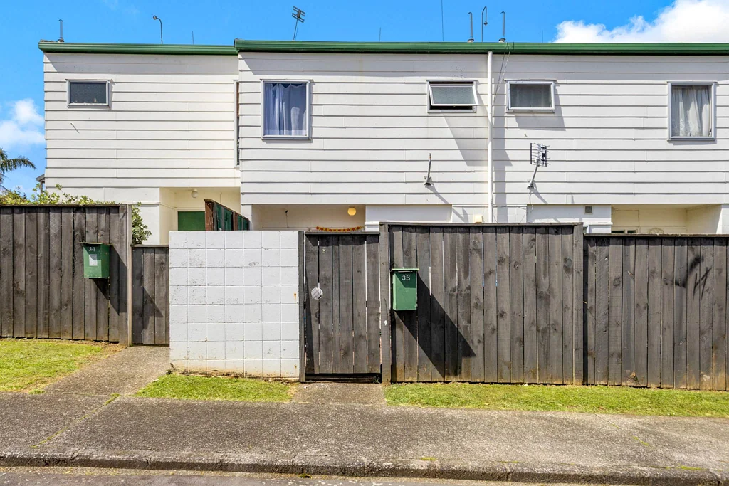 Comfort, Style & Convenience – Your Mt Roskill...