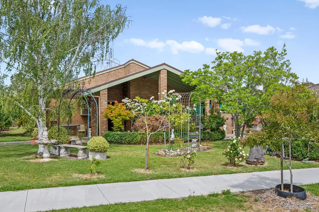 18 Lewis Street, Euroa, VIC 3666
