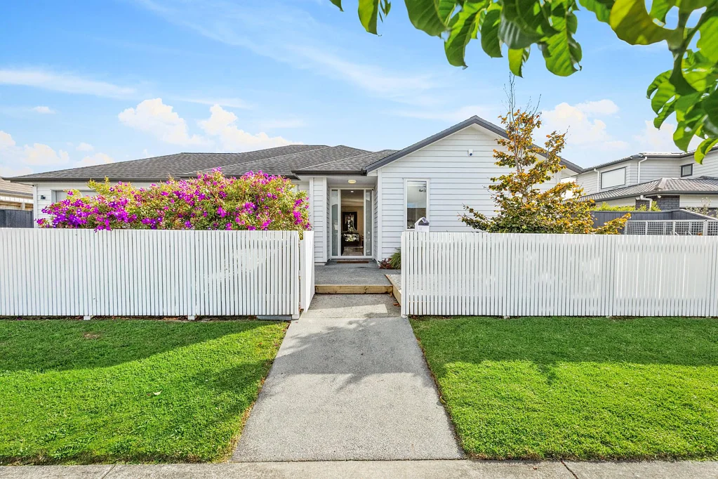 Kumeu 4Habitaciones Stop Scrolling | This Upgrade Everyone Wants!