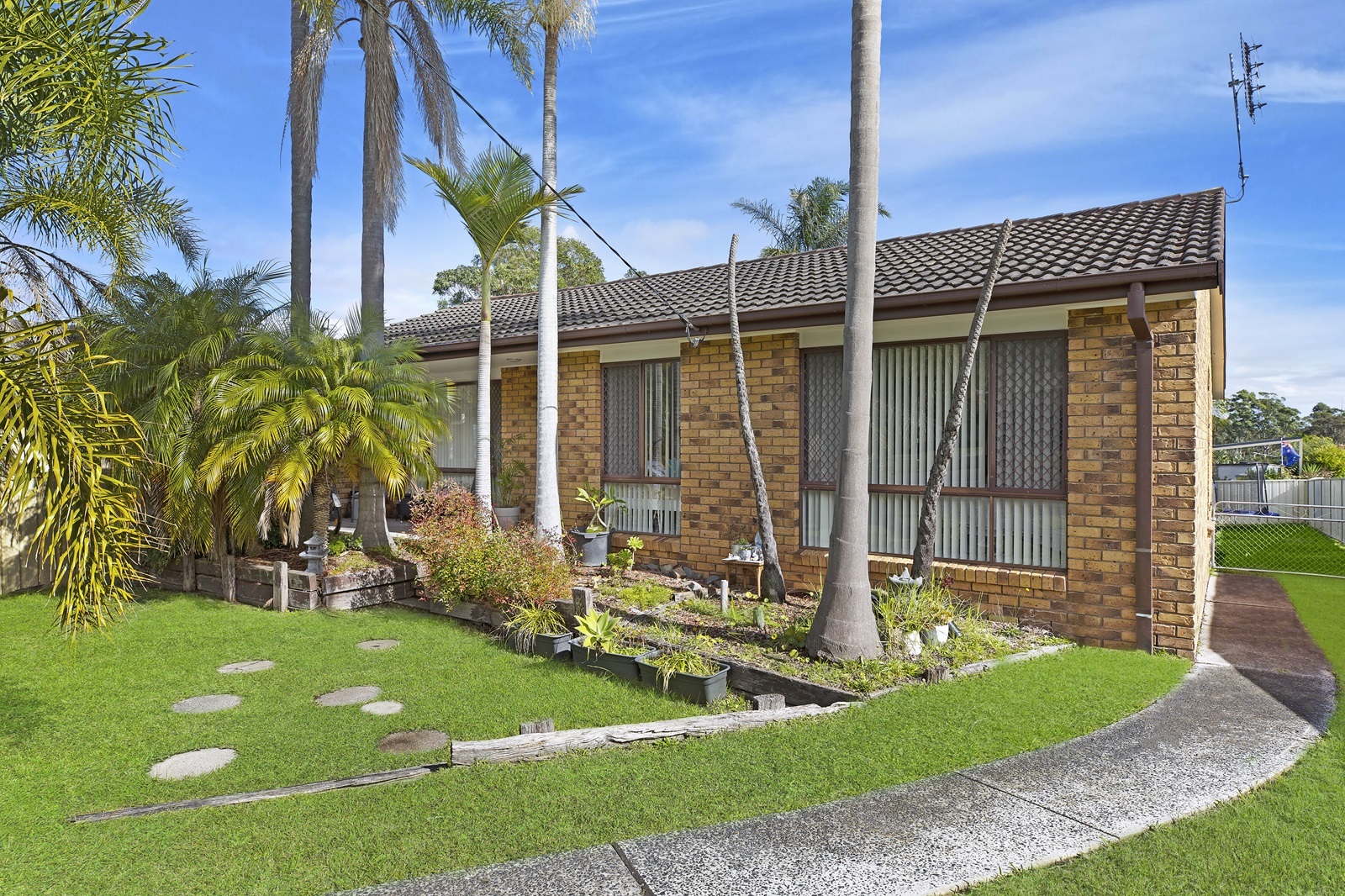 68 MCKELLAR BVD, BLUE HAVEN NSW 2262, 0部屋, 0バスルーム, House