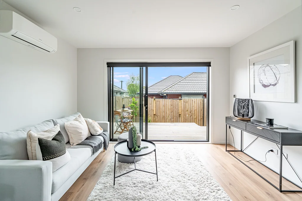 Wainuiomata 2ਬੈੱਡਰੂਮ Sun Soaked, Stylish & Ready to Move In