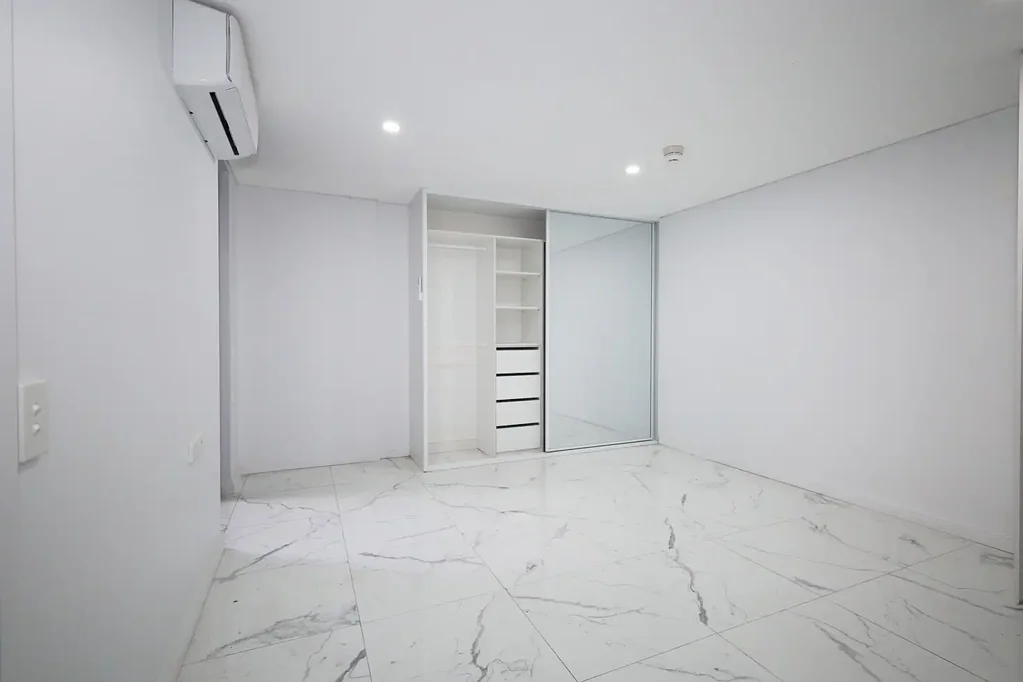 Studio In Epping