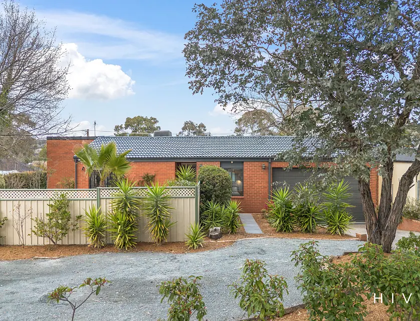 24 Keys Crescent, Wanniassa, ACT 2903, 3房, 2浴, House