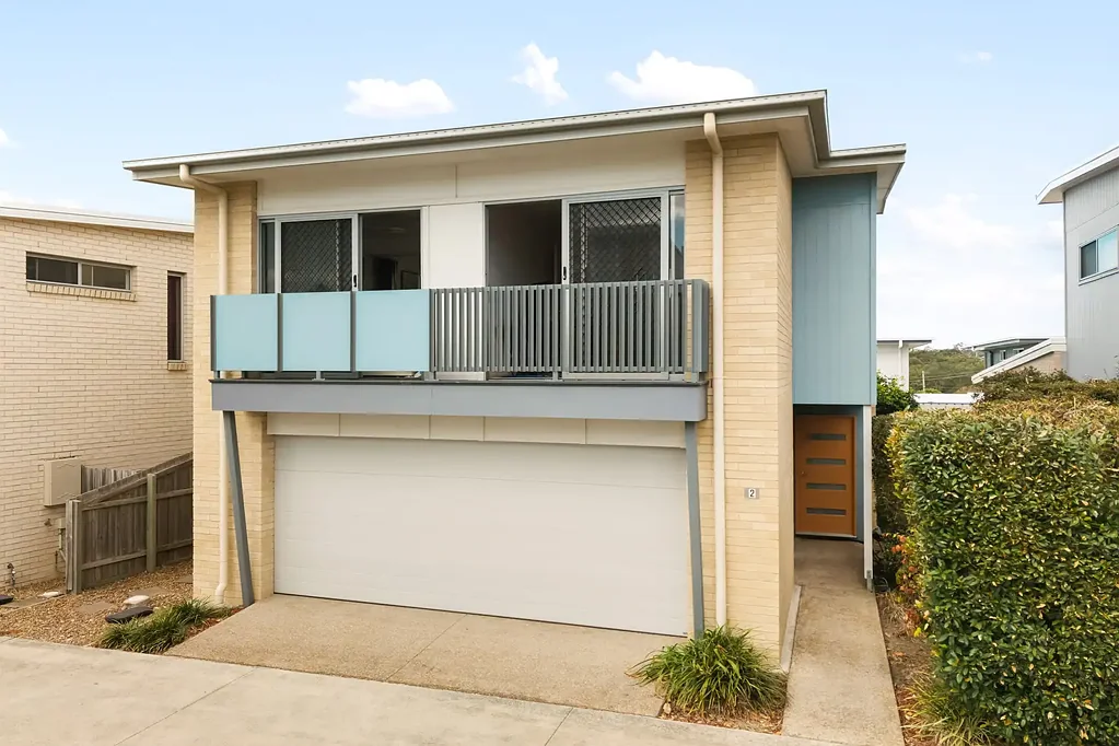 Mackenzie 4कमरा The Perfect Starter – Free-Standing Townhouse in Mansfield High School Catchment