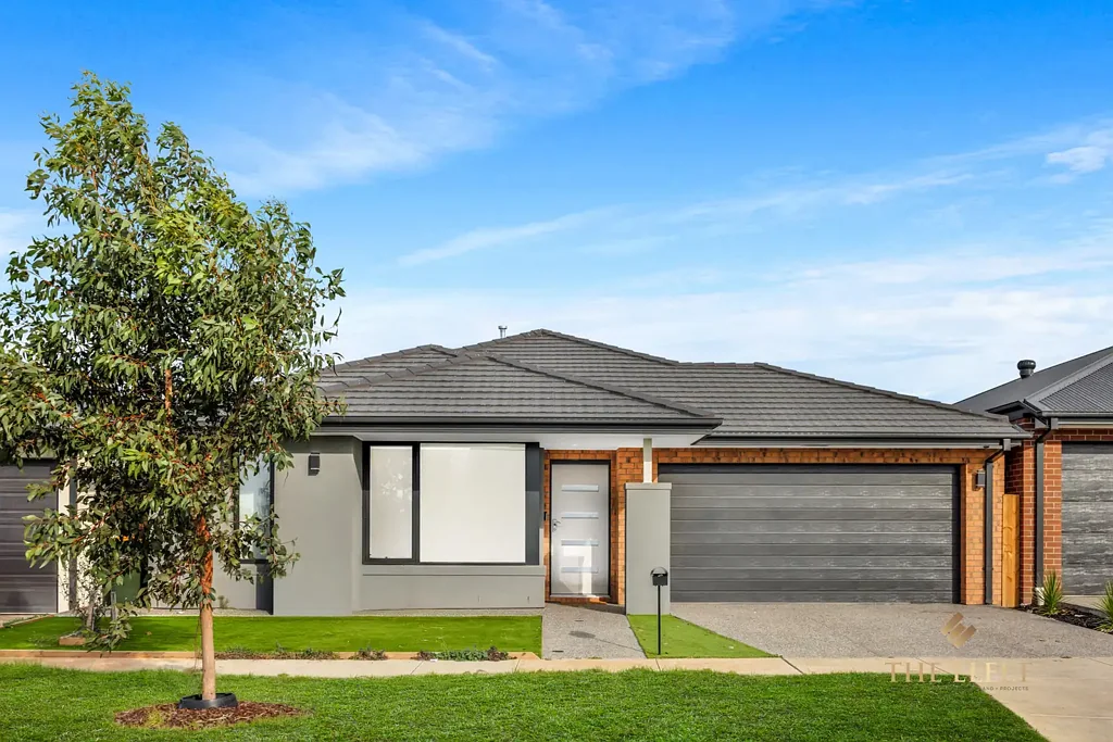 Wyndham Vale 4chambre Immaculate North-East Facing Family Home in a High-Growth Area - Perfect for First Home Buyers & Investors!