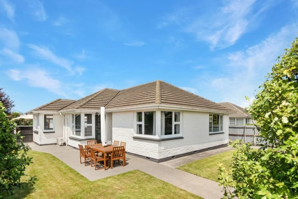 Sunny Corner Home in a Quiet, Convenient Location