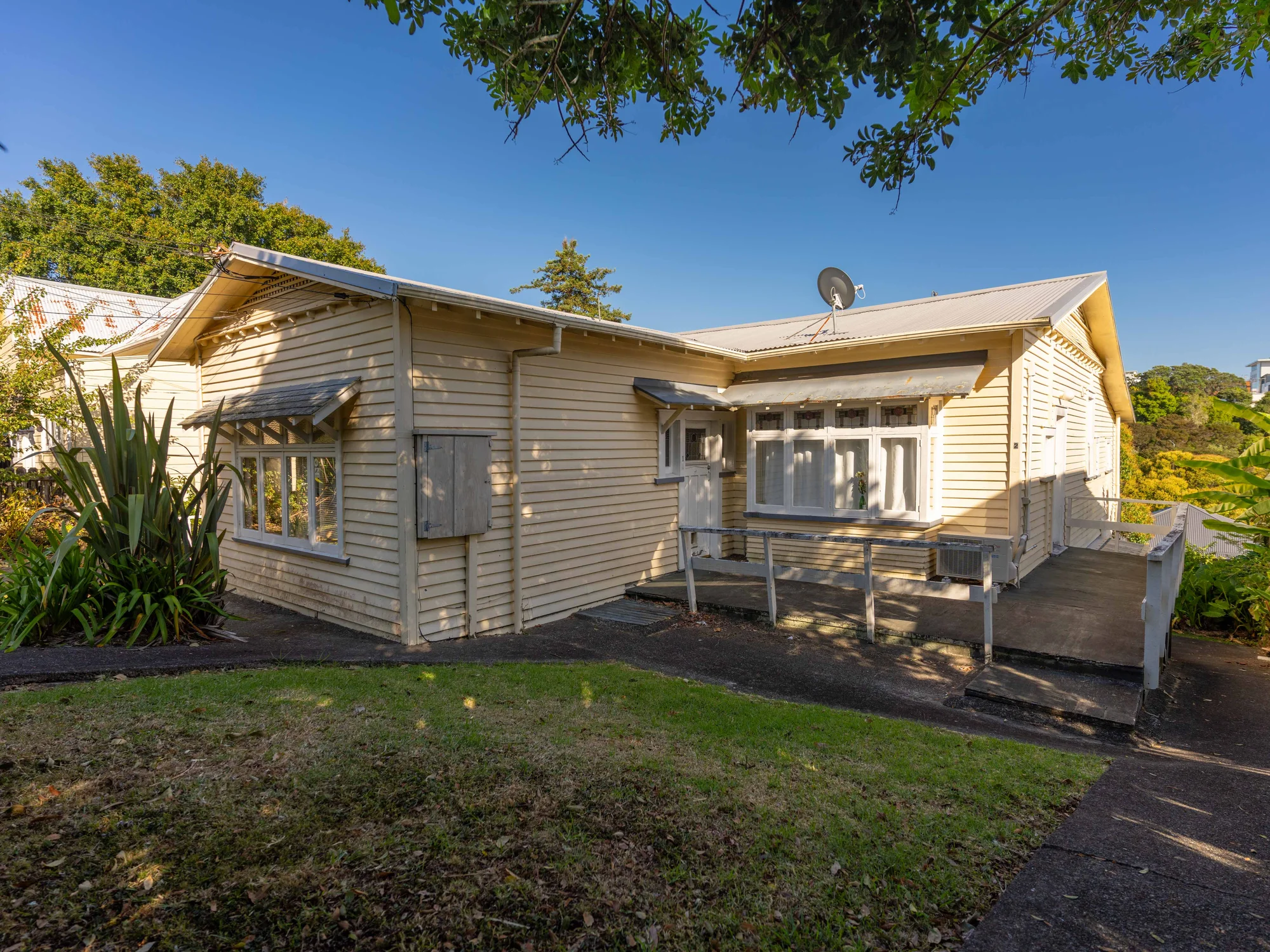 Eden Terrace 4 Bedroom Four Flats. One Title. Exceptional Opportunity.