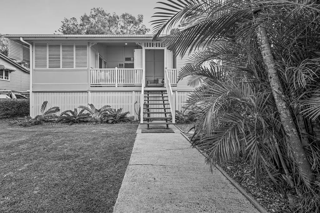 10 Ahearne Street, Hermit Park, QLD 4812