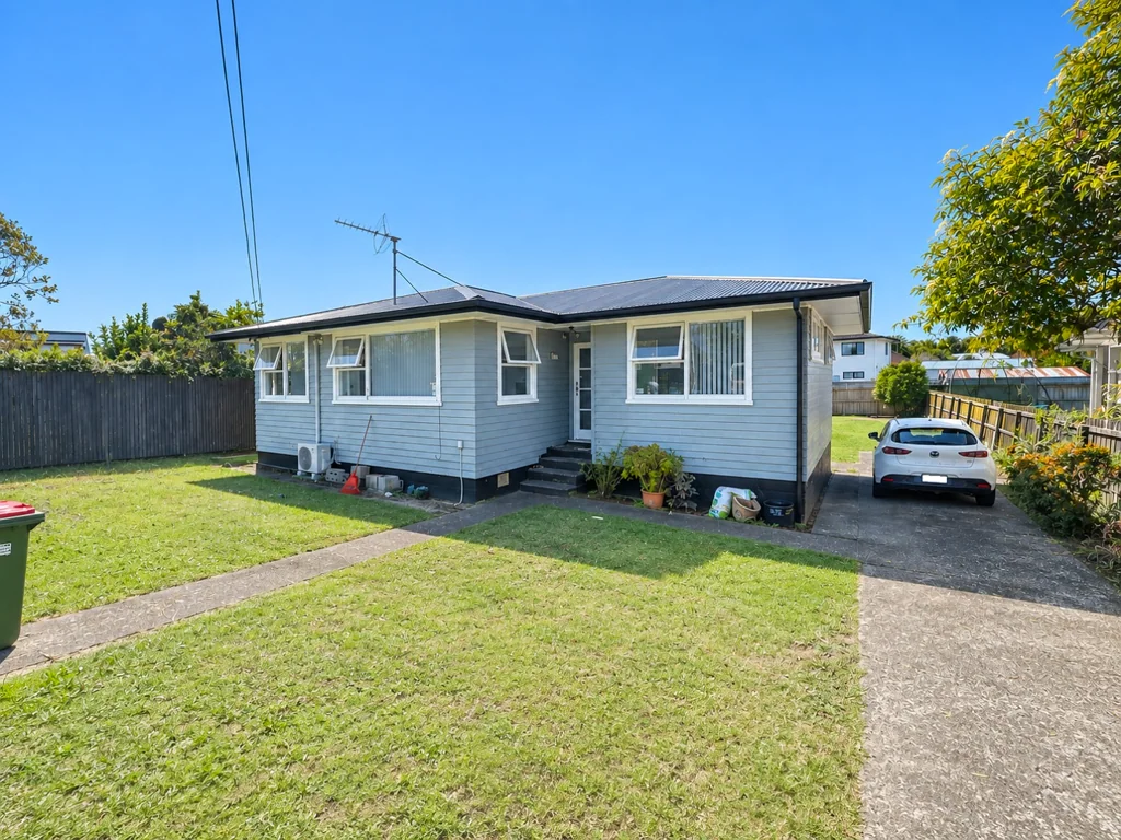 Clover Park, 3 bedrooms