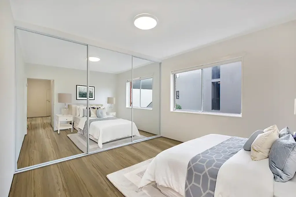 Renovated Two-Bedroom Apartment in a Prime Location