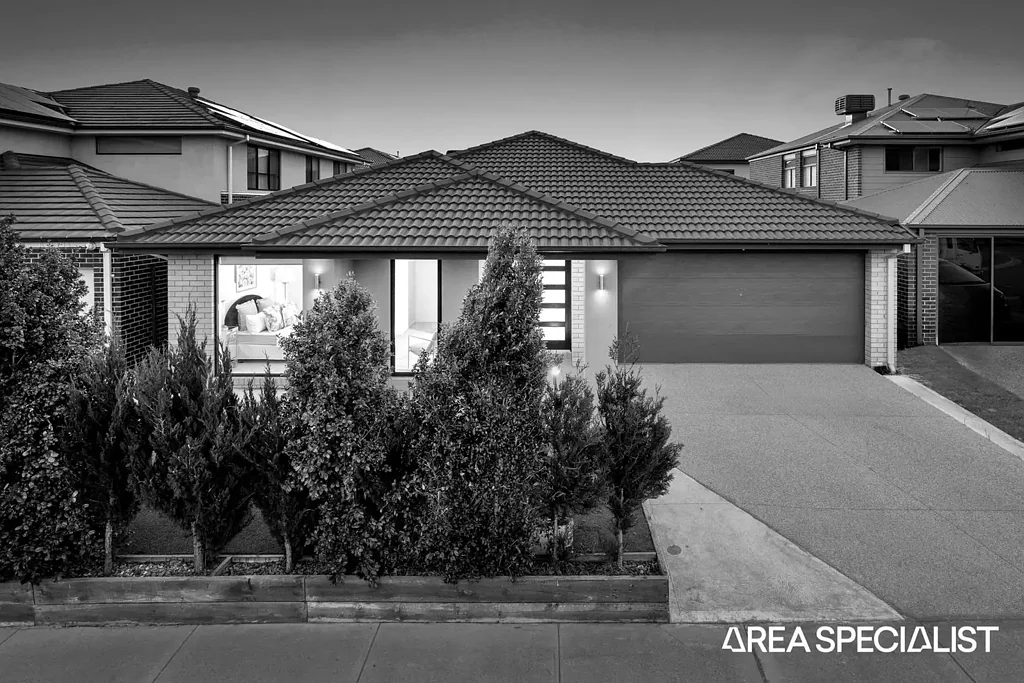 4 Dorset Grove, Truganina, VIC 3029