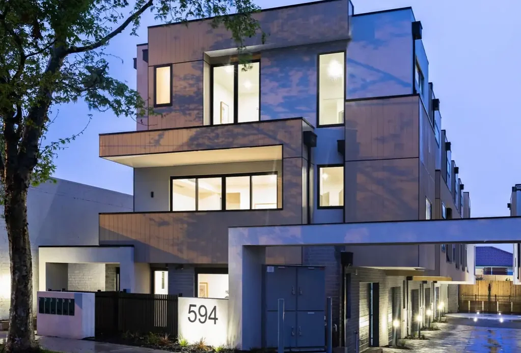 Modern Multi-Level Living in the Heart of Preston
