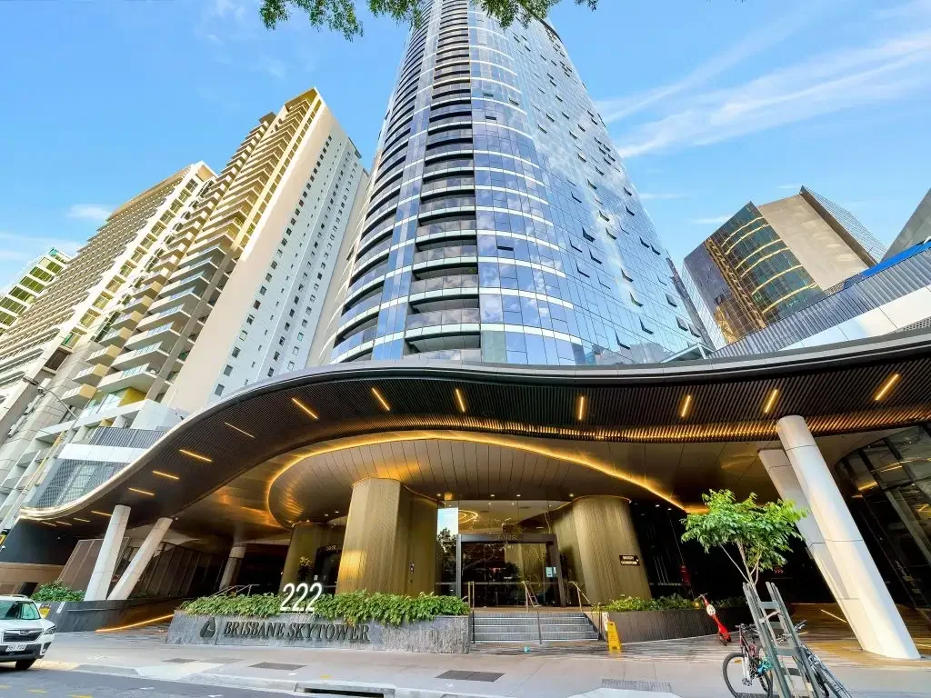 FULLY FURNISHED High-rise living