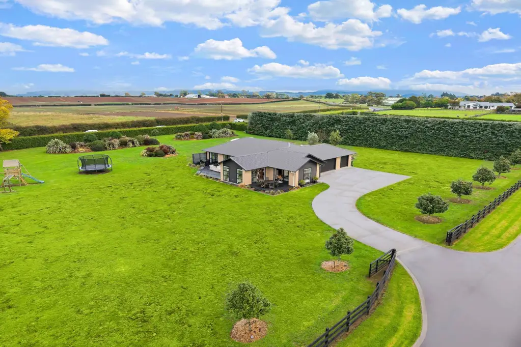 Pukekohe 4chambre BUYERS PRICE GUIDE - mid $1m plus range