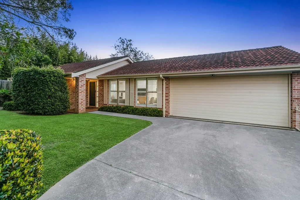 Castle Hill 3ਬੈੱਡਰੂਮ Immaculate Single-Level Duplex in a super convenient location.