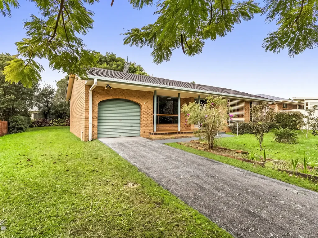 Alstonville 3房  Side Access + Walk to Town