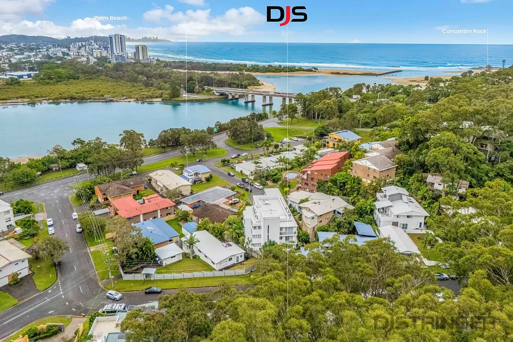 Currumbin 3房  ELEVATE YOUR LIFESTYLE - with a scenic water vista'