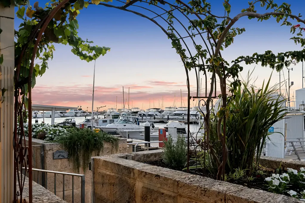 2/68 Southside Drive, Hillarys, WA 6025