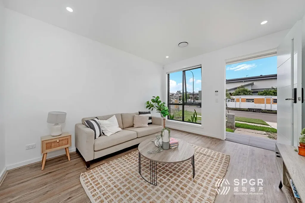 TH 88/19 Kensington Park Road, Riverstone, NSW 2765