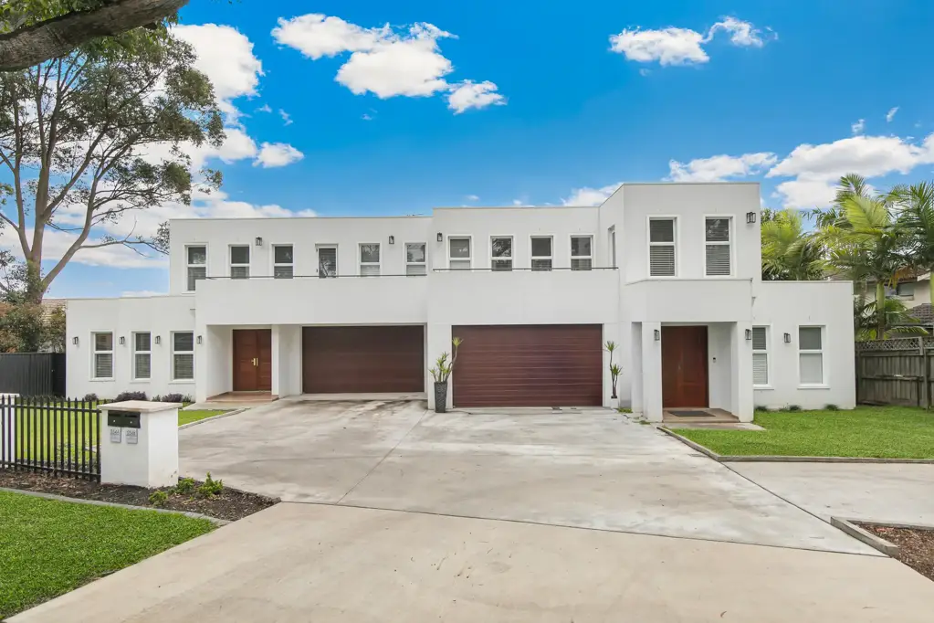 Dural 10ਬੈੱਡਰੂਮ Modern Custom Designed Duplex