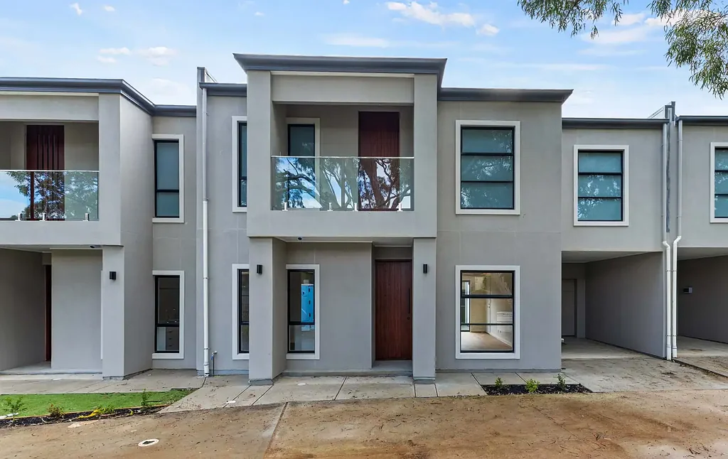 STUNNING BRAND NEW HOME - LOW MAINTENANCE LIVING AT ITS BEST.