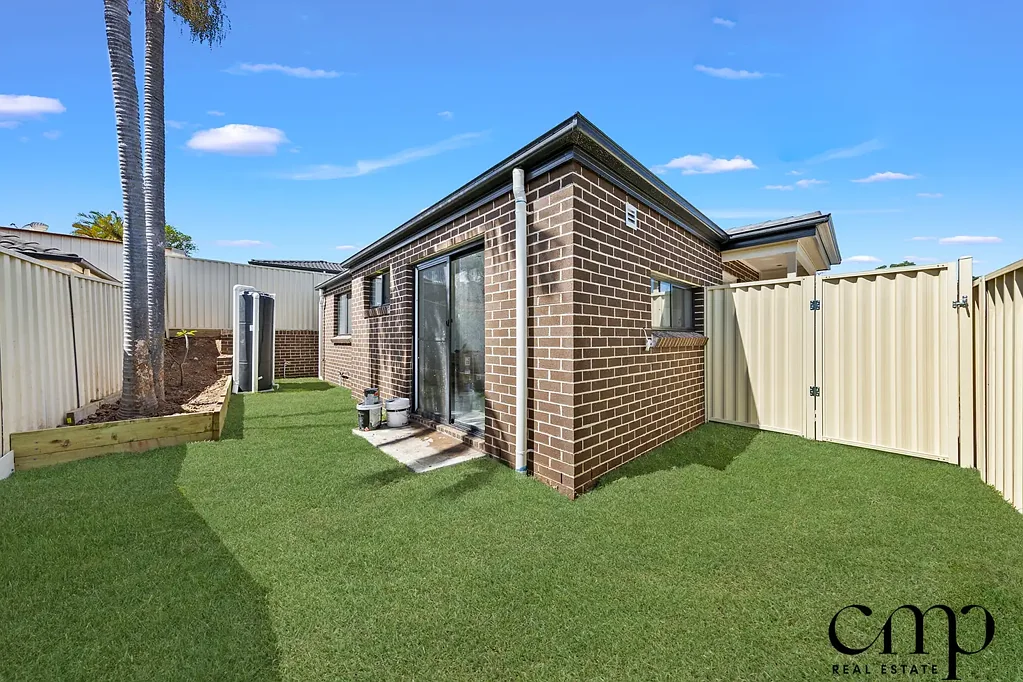 Brand-New, Sleek & Modern Living!