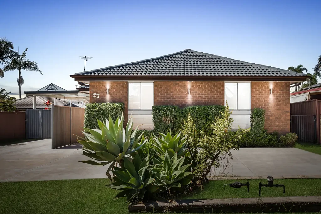 27 & 27a Emerson Street, Wetherill Park, NSW 2164