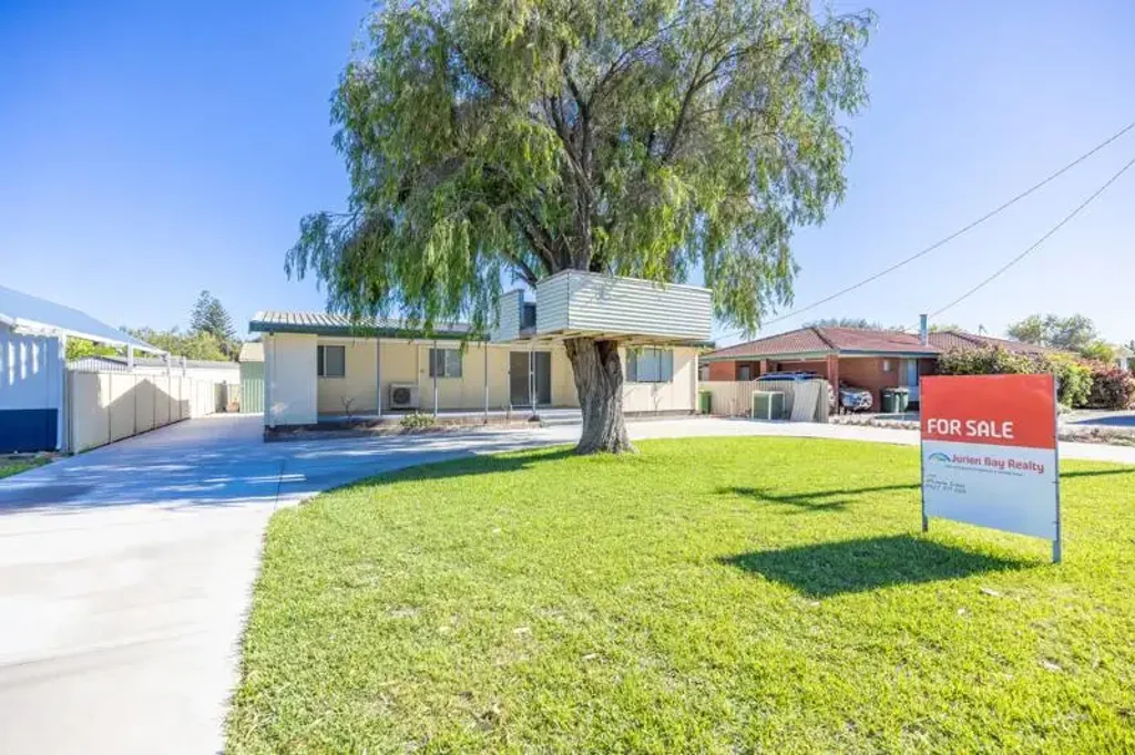 Jurien Bay 3房  FAMILY HOME IN SOUGHT AFTER LOCATION
