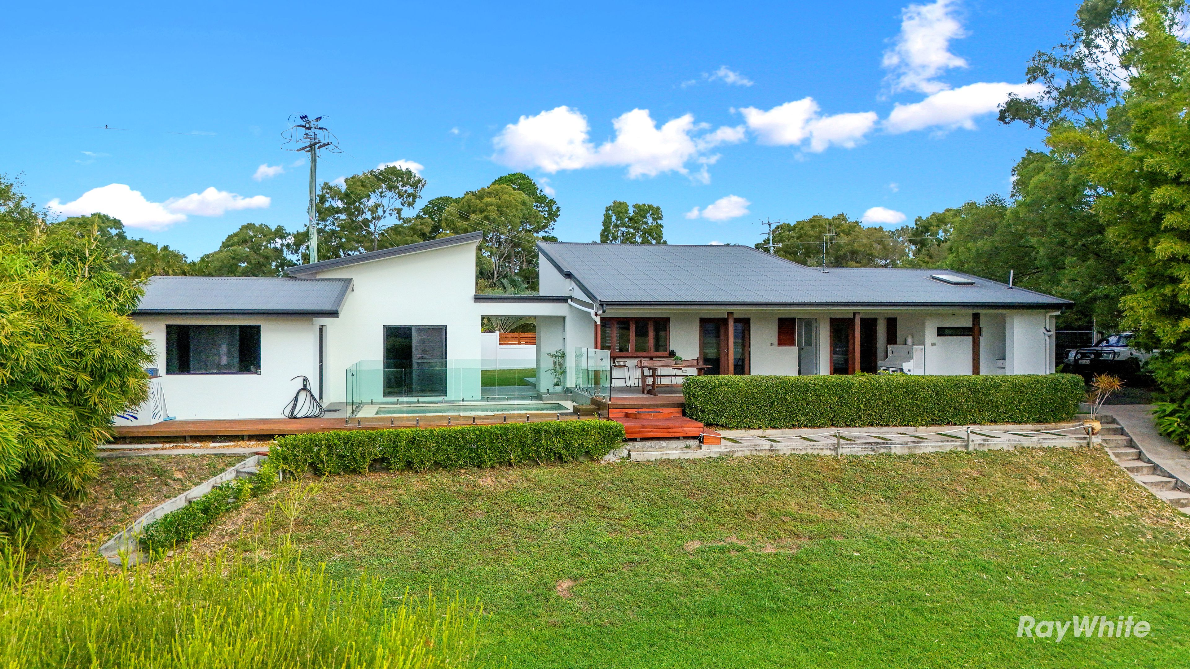 1 PALM VIEW DR, MOORE PARK BEACH QLD 4670, 0 habitaciones, 0 baños, House