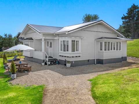 Helensville 3部屋 Campbell House - A Timeless Beauty