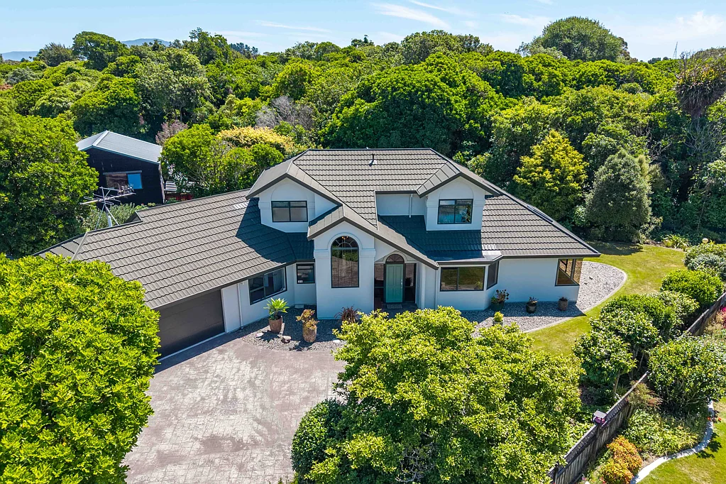 Waikanae 4ห้องนอน Premium Family Living In Sought-after Waikanae