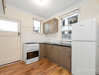 31 Middle Street, West End, QLD 4101, 10 ਕਮਰੇ, 5 ਬਾਥਰੂਮ, House