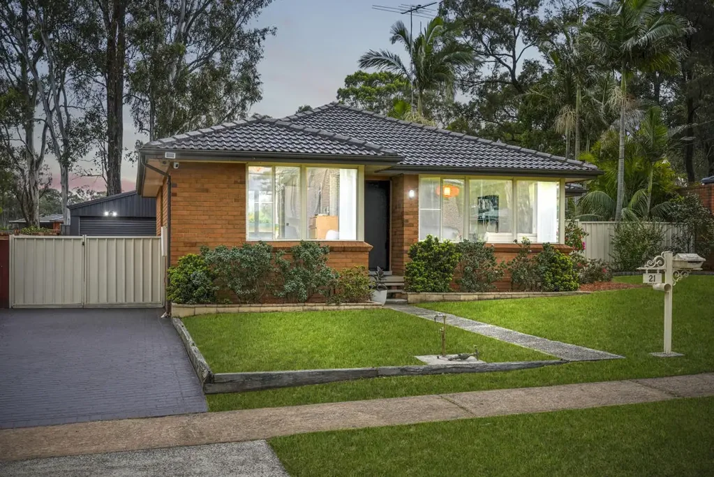 21 Hyacinth Street, Greystanes, NSW 2145