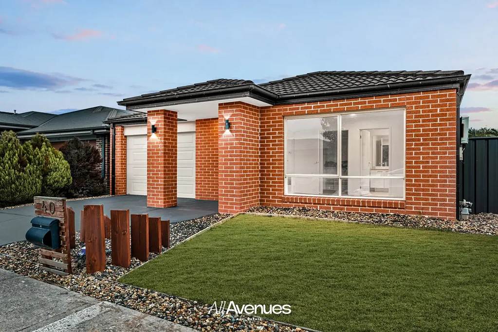 Clyde North 3房  Spacious Backyard, Modern Comfort & Unbeatable Family Convenience