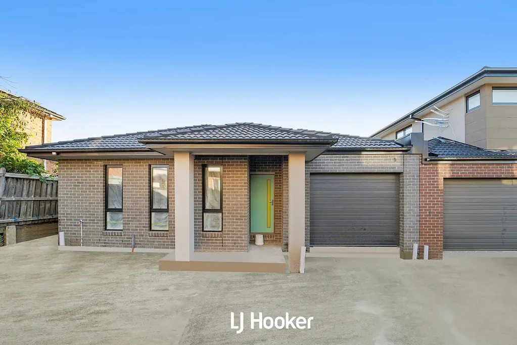10/294 Pound Road, Hampton Park, VIC 3976