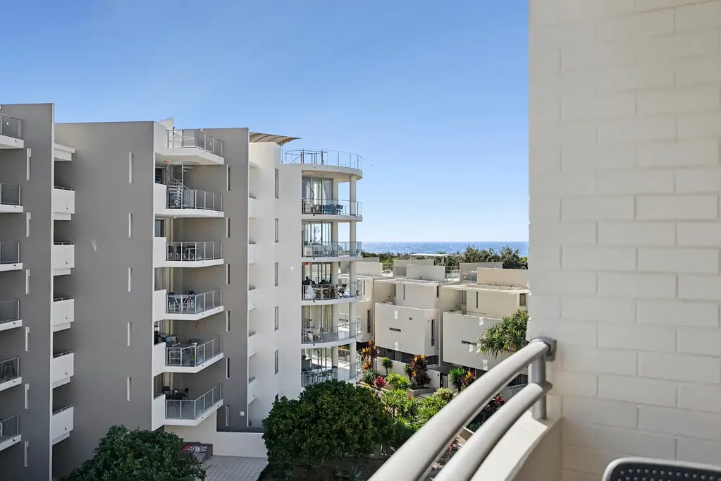 Marcoola 1ਬੈੱਡਰੂਮ Studio Apartment in Beachfront Resort!