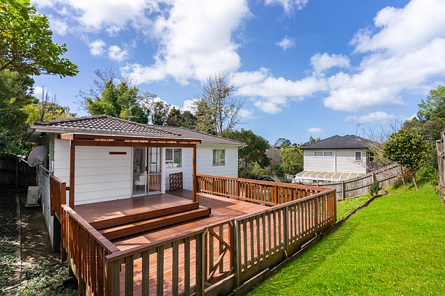 16 Dunraven Place, Torbay, North Shore City