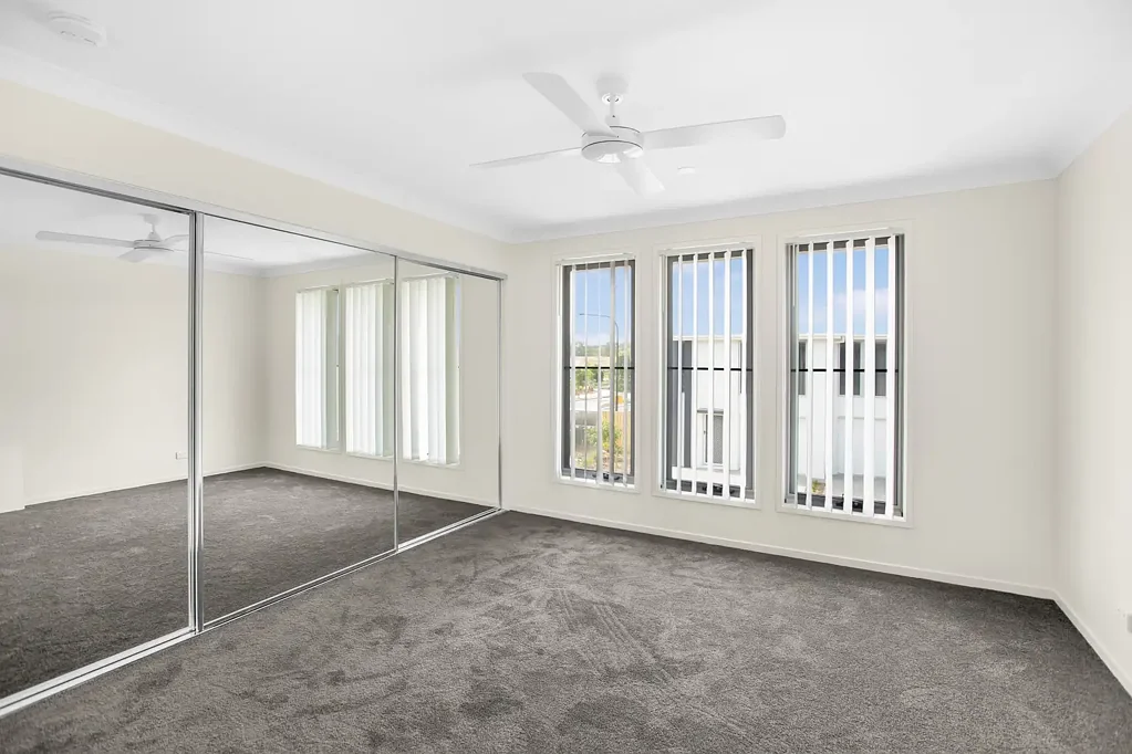 Boutique 3 Bedroom Townhouse....BREAK LEASE.....