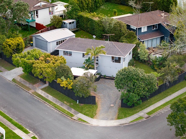 1 Babington Place, Torbay, North Shore City