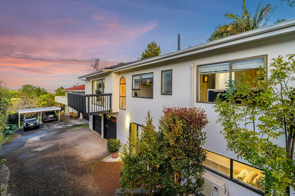 Mairangi Bay 4部屋 Spacious & Stylish –Perfect Coastal Family Living