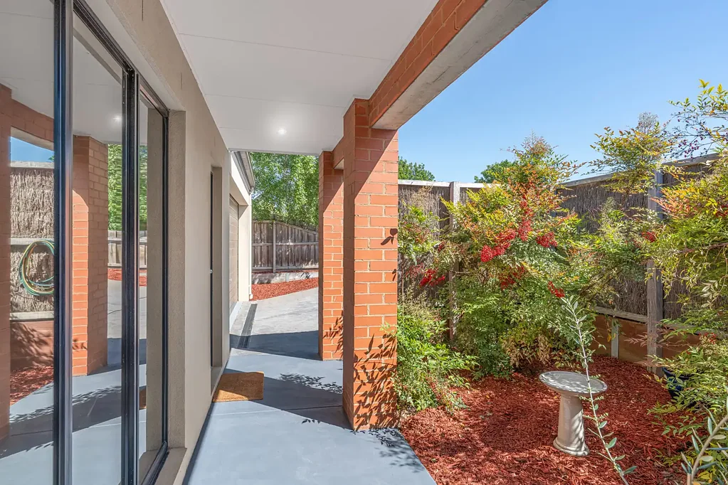 Bannockburn 3 Slaapkamer Immaculate Custom Designed Home