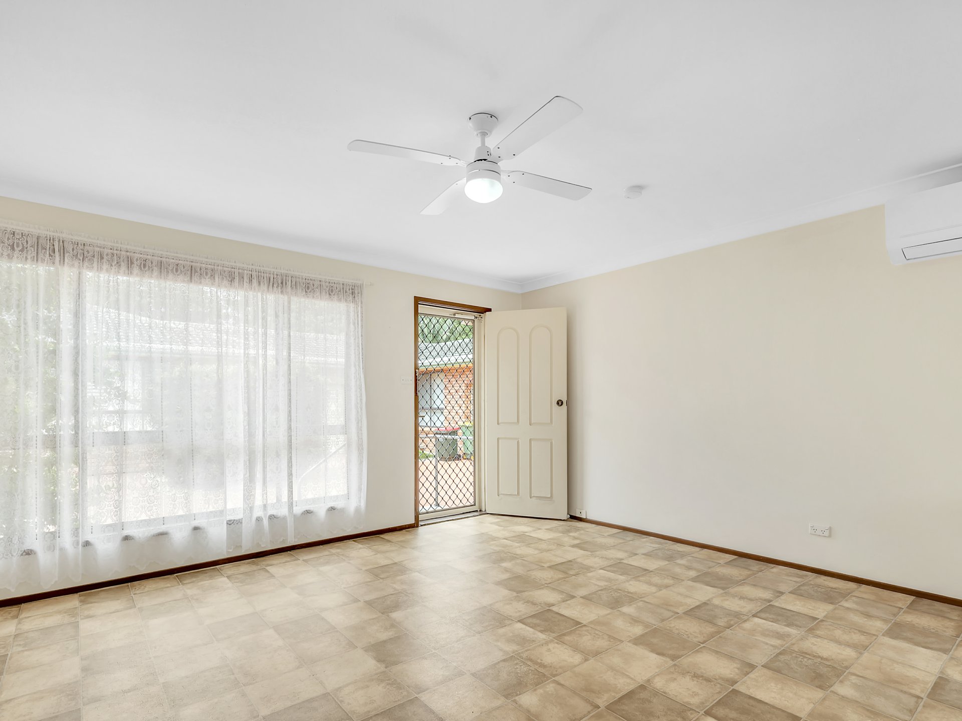 UNIT 4 36 ELIZABETH BAY DR, LAKE MUNMORAH NSW 2259, 0 ਕਮਰੇ, 0 ਬਾਥਰੂਮ, Unit