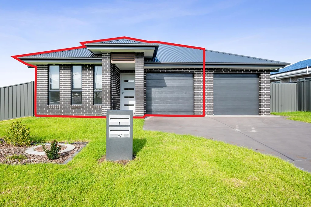 Brand New Three Bedroom Dual Occupancy in Gillieston Heights!