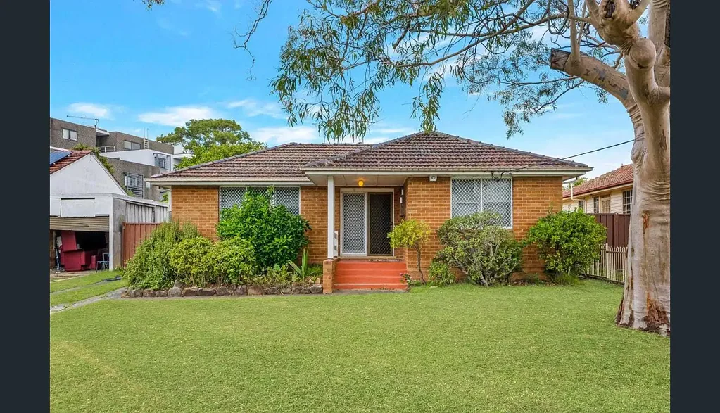 For Lease | Freshly Updated 3 Bedroom Home in Convenient Location