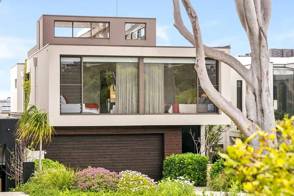 Mosman Park 4Kwarto Treetop Tranquility by Chidley Point