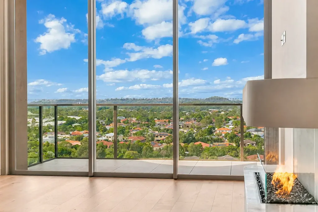 Top Floor Luxury Living in the Heart of Robina - Welcome to Ombre